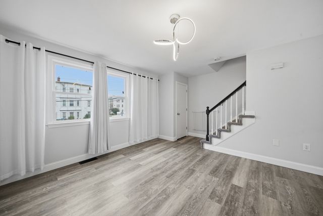 111 Cambridge St B, Lawrence, MA 01843
