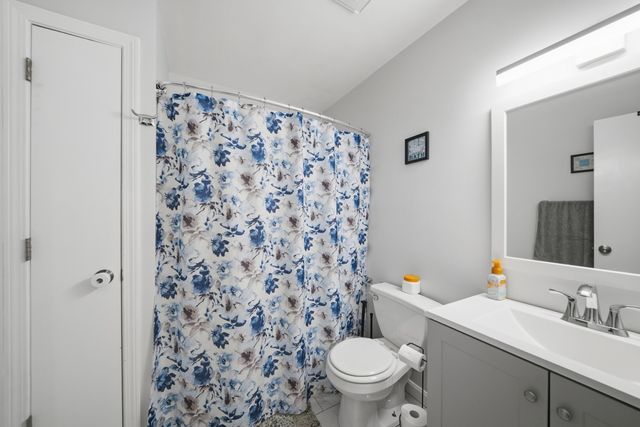 111 Cambridge St B, Lawrence, MA 01843