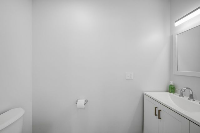 111 Cambridge St B, Lawrence, MA 01843
