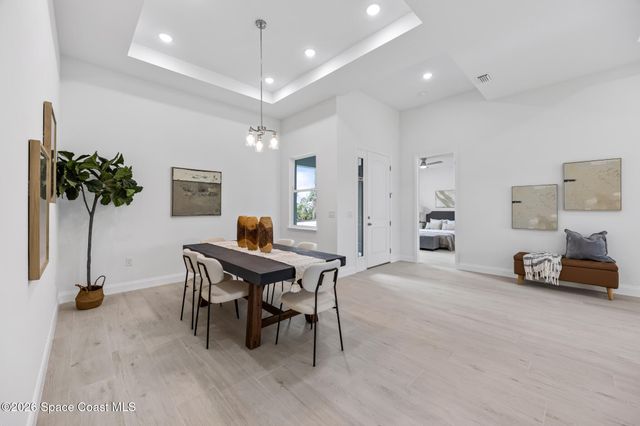 420 Di Lido Street NE, Palm Bay, FL 32907