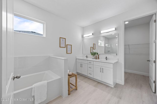 420 Di Lido Street NE, Palm Bay, FL 32907