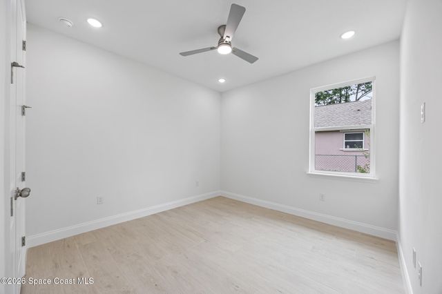 420 Di Lido Street NE, Palm Bay, FL 32907