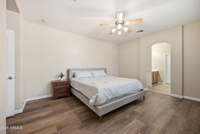 2454 E VERMONT Drive, Gilbert, AZ 85295