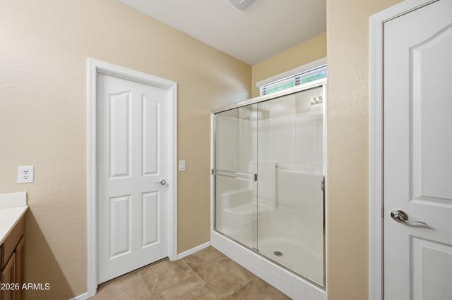 2454 E VERMONT Drive, Gilbert, AZ 85295