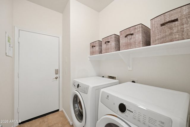 2454 E VERMONT Drive, Gilbert, AZ 85295