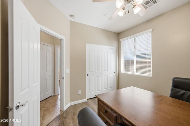 2454 E VERMONT Drive, Gilbert, AZ 85295