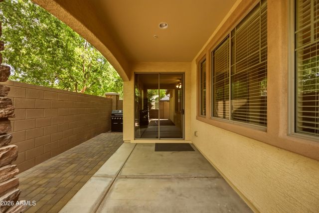 2454 E VERMONT Drive, Gilbert, AZ 85295