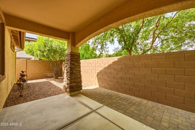 2454 E VERMONT Drive, Gilbert, AZ 85295