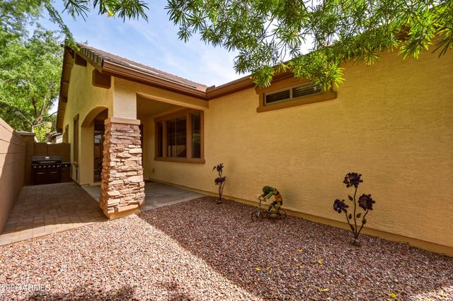 2454 E VERMONT Drive, Gilbert, AZ 85295