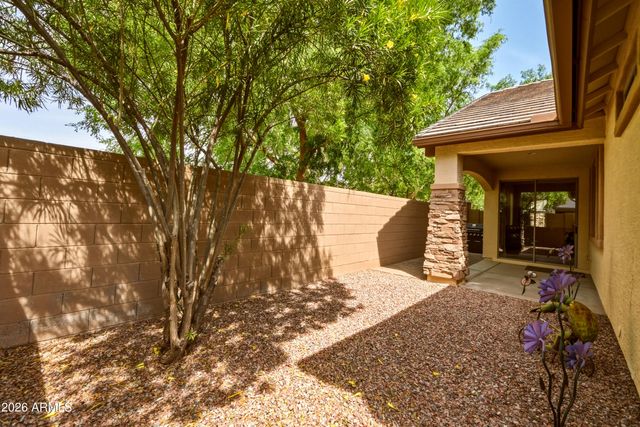 2454 E VERMONT Drive, Gilbert, AZ 85295