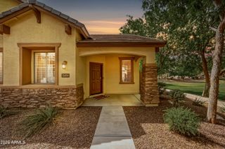 2454 E VERMONT Drive, Gilbert, AZ 85295