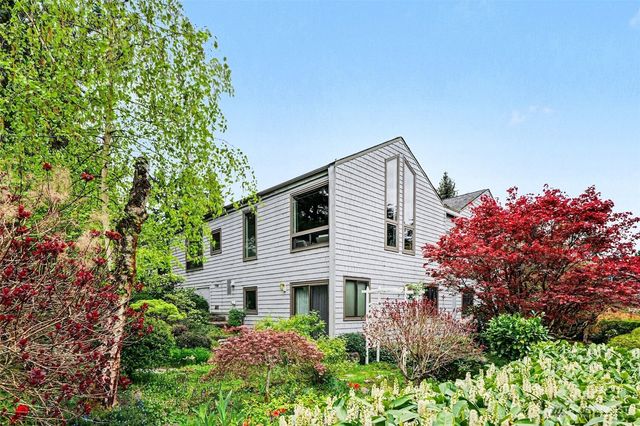 6186 NE 195th Court, Kenmore, WA 98028