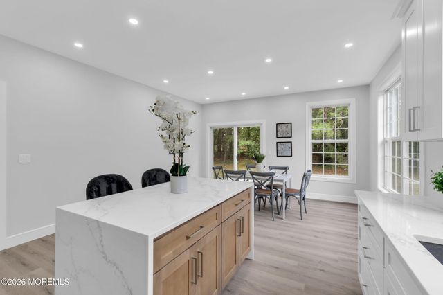 27 Cromwell Court, Manchester, NJ 08759