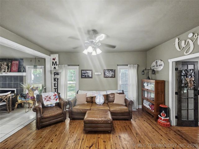 417 S State Avenue, Tahlequah, OK 74464
