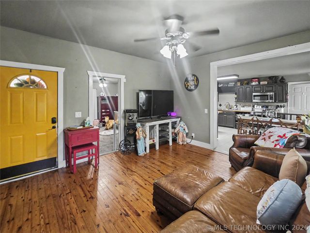 417 S State Avenue, Tahlequah, OK 74464