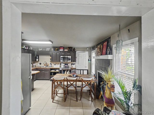 417 S State Avenue, Tahlequah, OK 74464