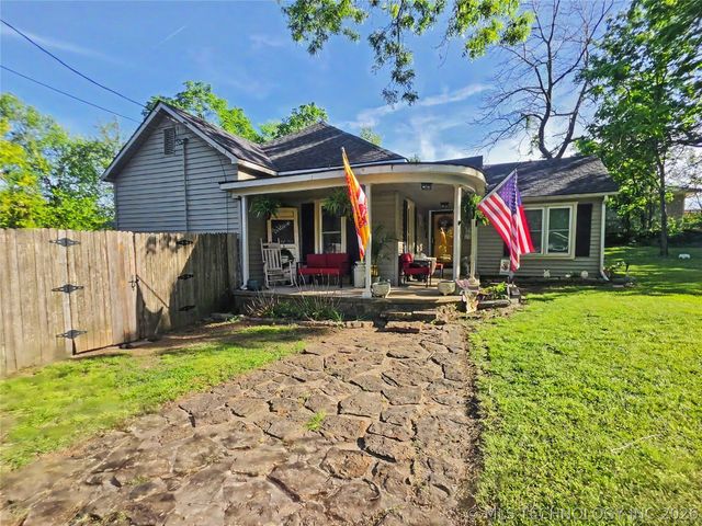 417 S State Avenue, Tahlequah, OK 74464