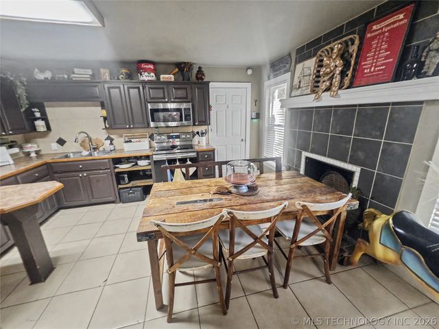 417 S State Avenue, Tahlequah, OK 74464