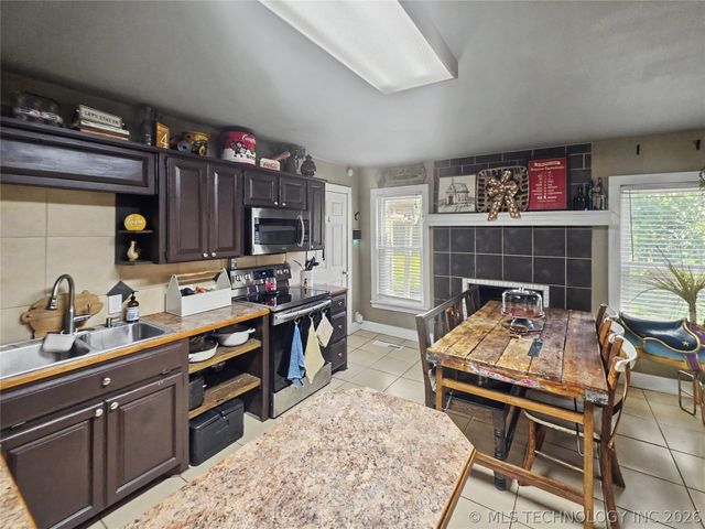 417 S State Avenue, Tahlequah, OK 74464