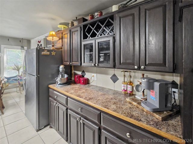 417 S State Avenue, Tahlequah, OK 74464