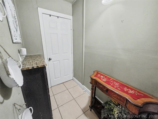 417 S State Avenue, Tahlequah, OK 74464