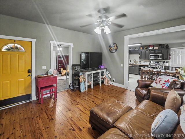 417 S State Avenue, Tahlequah, OK 74464