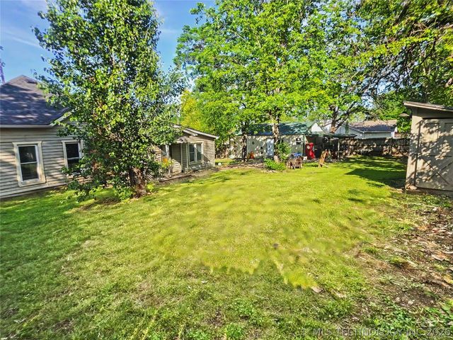417 S State Avenue, Tahlequah, OK 74464