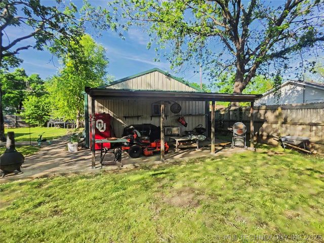 417 S State Avenue, Tahlequah, OK 74464