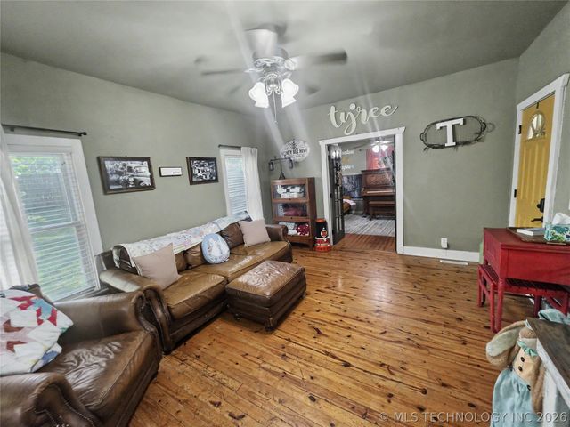 417 S State Avenue, Tahlequah, OK 74464