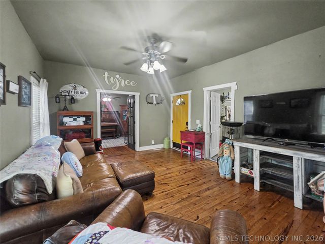417 S State Avenue, Tahlequah, OK 74464