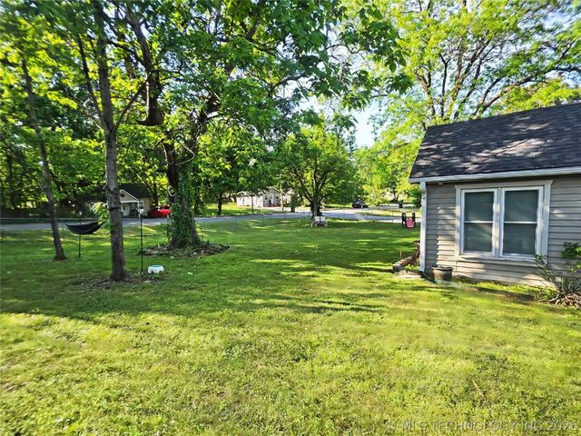 417 S State Avenue, Tahlequah, OK 74464