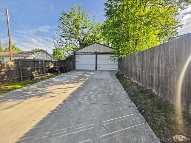 417 S State Avenue, Tahlequah, OK 74464
