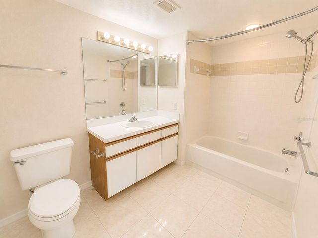 2323 FEATHER SOUND DRIVE 205, Clearwater, FL 33762