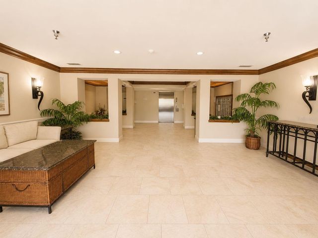 2323 FEATHER SOUND DRIVE 205, Clearwater, FL 33762