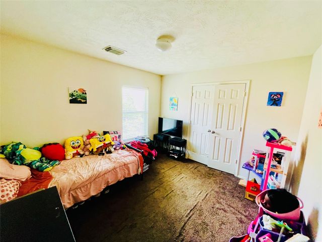 5018 Mossy Bridge Drive, Spring, TX 77379