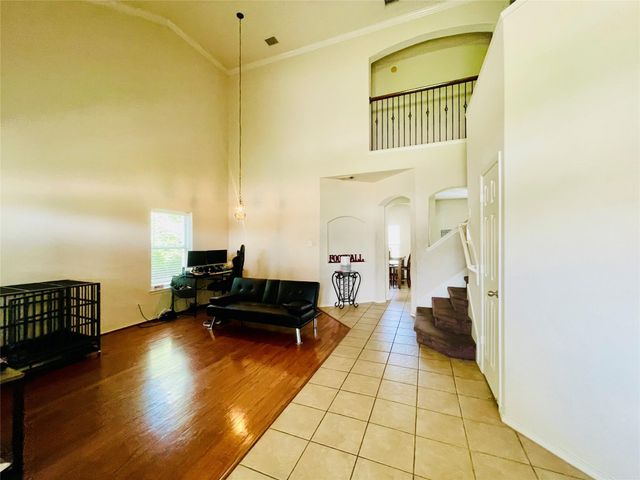 5018 Mossy Bridge Drive, Spring, TX 77379