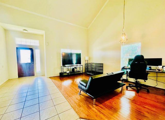 5018 Mossy Bridge Drive, Spring, TX 77379