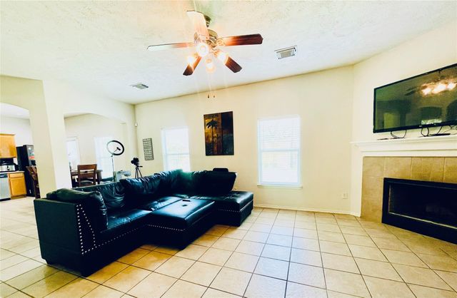 5018 Mossy Bridge Drive, Spring, TX 77379