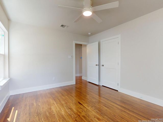 130 Larchmont, San Antonio, TX 78209