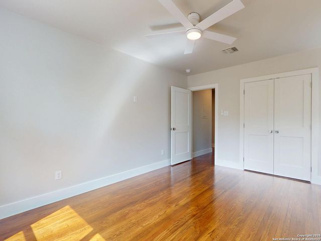 130 Larchmont, San Antonio, TX 78209