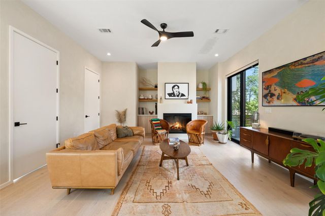 4717 Mount Vernon DR A, Austin, TX 78745