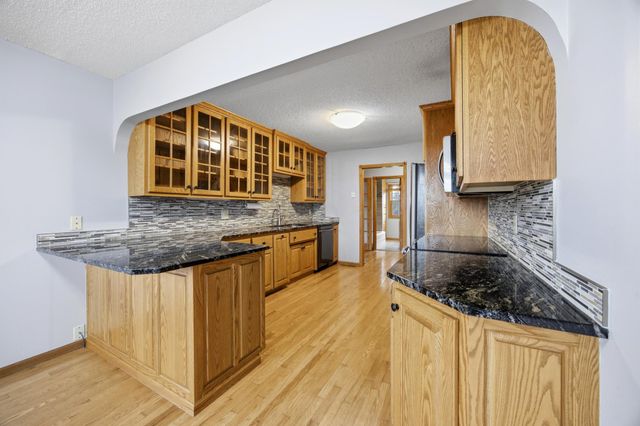 20482 28th Avenue N, Hawley, MN 56549