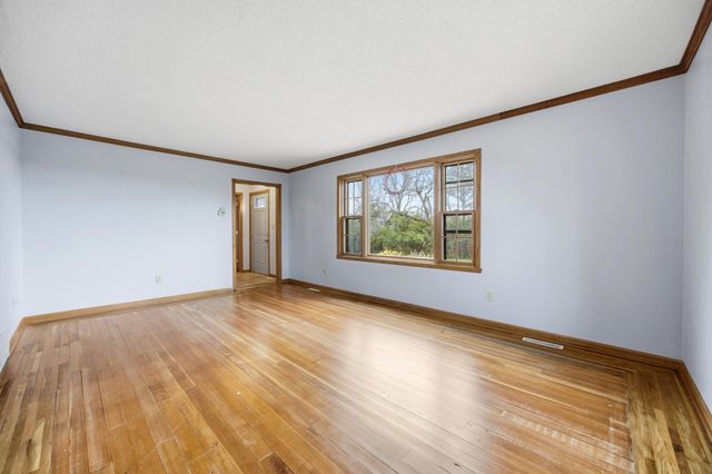 20482 28th Avenue N, Hawley, MN 56549