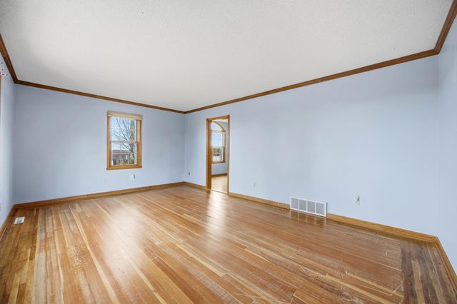 20482 28th Avenue N, Hawley, MN 56549