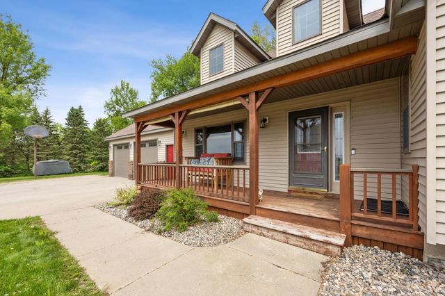 20482 28th Avenue N, Hawley, MN 56549