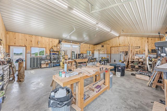 20482 28th Avenue N, Hawley, MN 56549