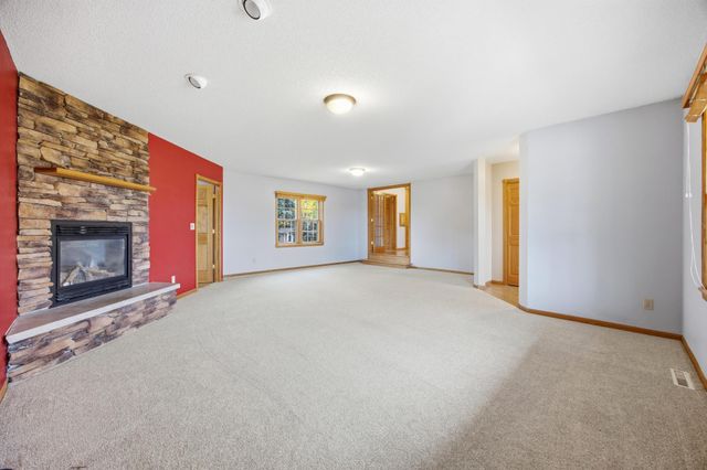 20482 28th Avenue N, Hawley, MN 56549