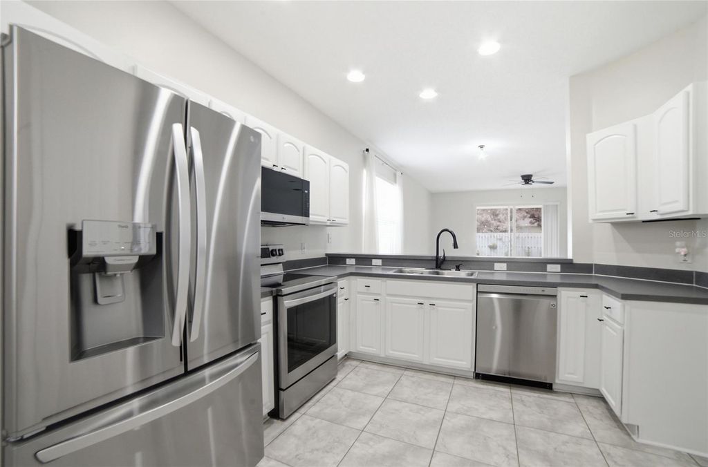 Image 14 of property listing at 5322 SANTA ANA DRIVE, Orlando, FL 32837