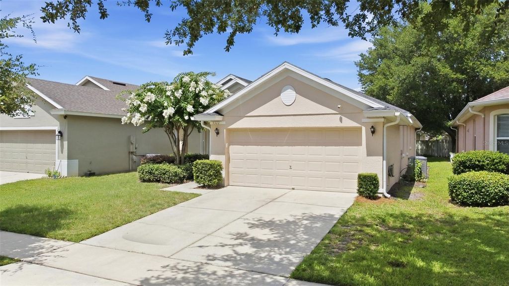 Image 4 of property listing at 5322 SANTA ANA DRIVE, Orlando, FL 32837