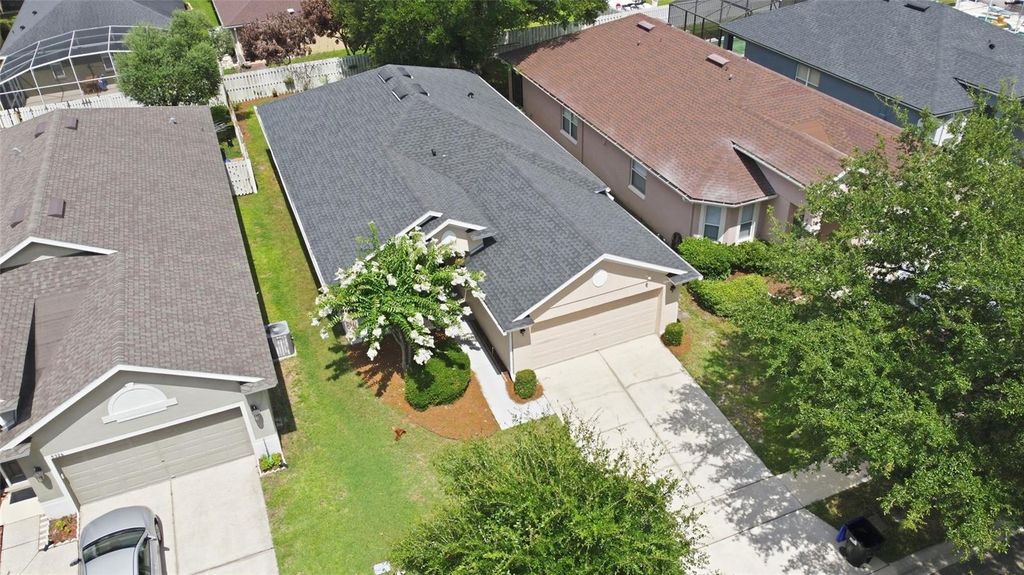 Image 10 of property listing at 5322 SANTA ANA DRIVE, Orlando, FL 32837